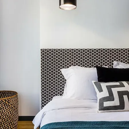 Cmg Champs Elysees - Boetie 4dd Paris