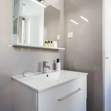 Cmg Champs Elysees - Boetie 4dd Paris